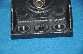 Фото 7. Опора двигуна (вир-во PARTS-MALL) PARTS-MALL PXCMC014C1